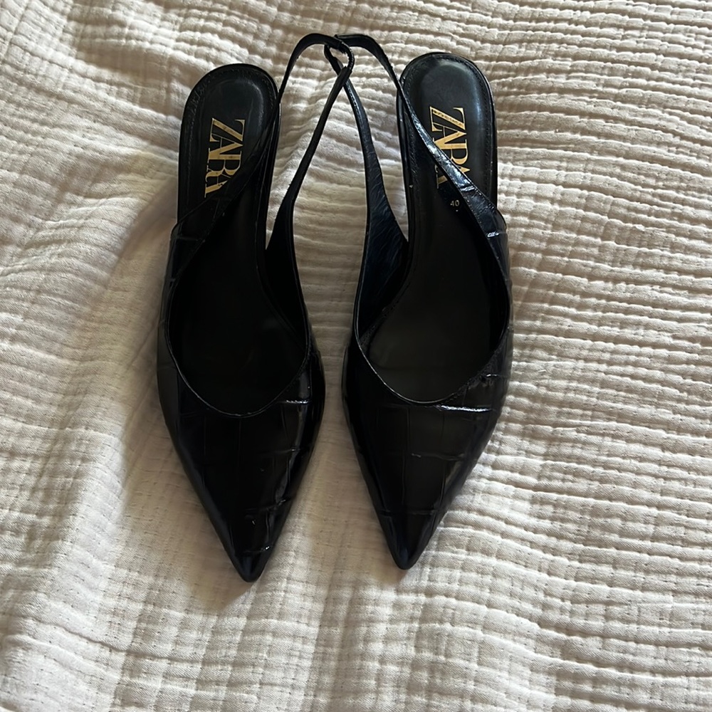 Zara Pumps